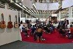 Musikmesse-46-Gitarre-Bass-Harfe-08-04-2017_thumb