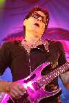 Steve-Vai-49-Tilburg-16-11-12-Hans-Clijnk_thumb